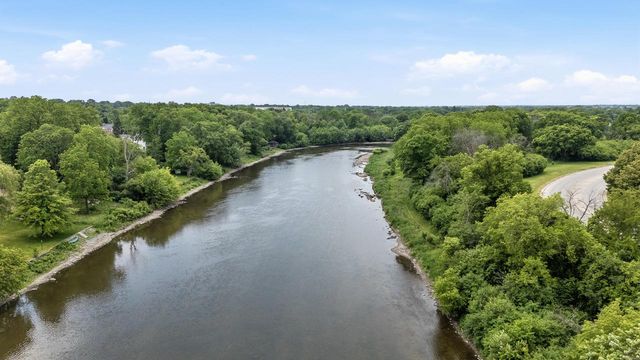 736 W Rock PLACE, Glendale, WI 53209