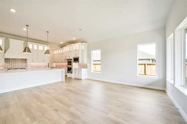 9910 Deep Water Drive, Missouri City, TX 77459