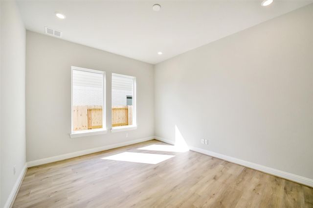 9910 Deep Water Drive, Missouri City, TX 77459