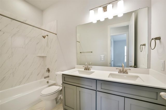 9910 Deep Water Drive, Missouri City, TX 77459