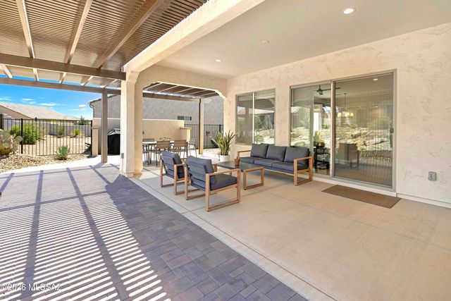 59785 E Jacaranda Place, Oracle, AZ 85623