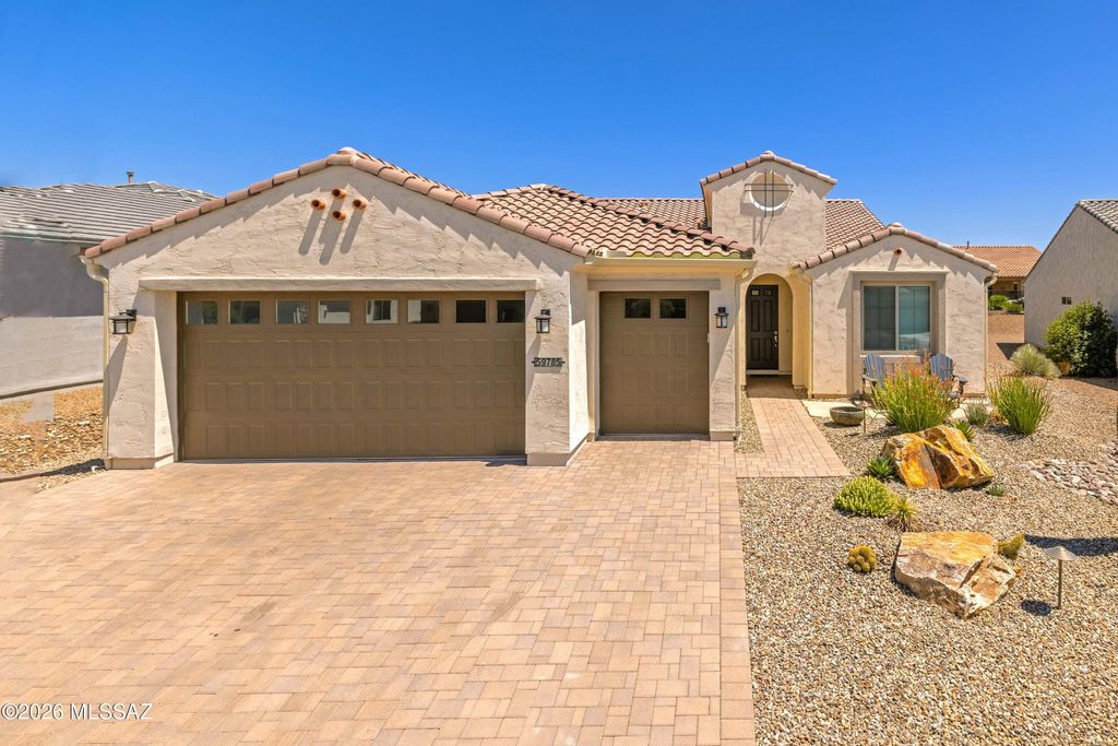 59785 E Jacaranda Place, Oracle, AZ 85623