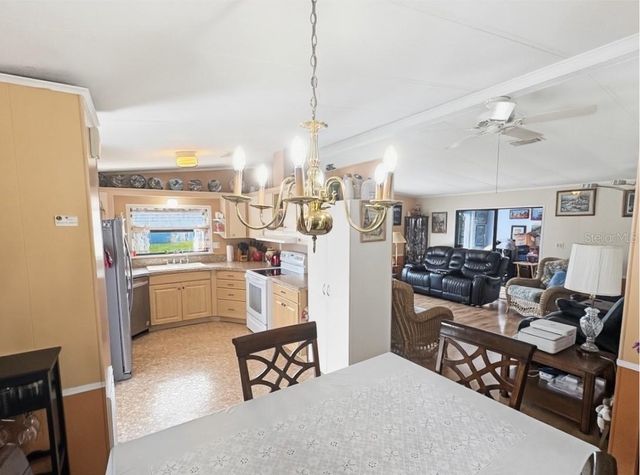 710 OAK BOULEVARD, Wildwood, FL 34785