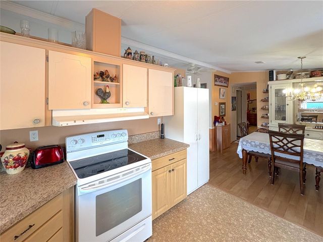 710 OAK BOULEVARD, Wildwood, FL 34785