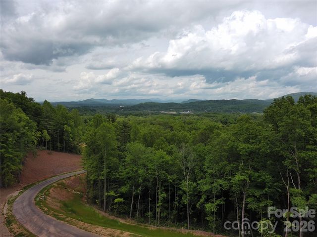 000 Northview Drive 12, Hendersonville, NC 28791