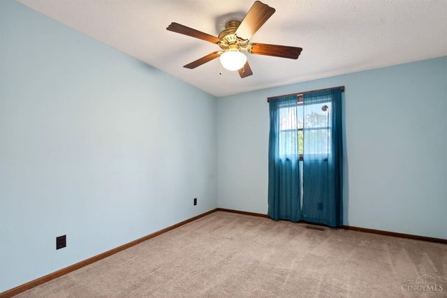 391 Roselake Drive, Centerville, OH 45458