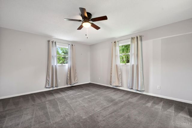 391 Roselake Drive, Centerville, OH 45458