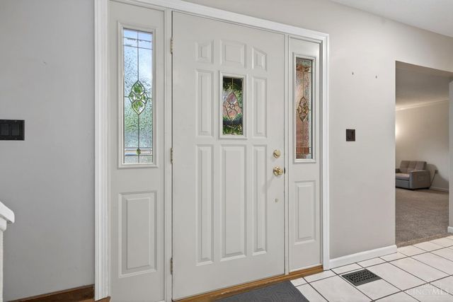 391 Roselake Drive, Centerville, OH 45458