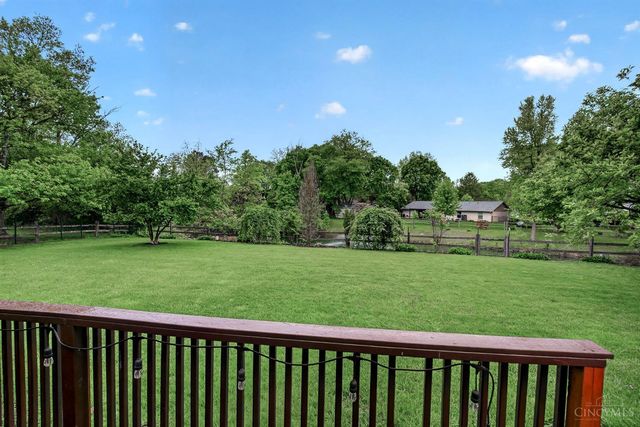 391 Roselake Drive, Centerville, OH 45458