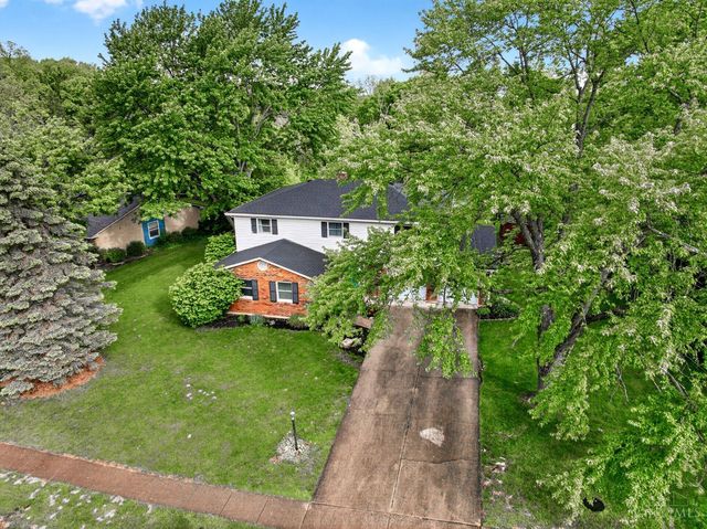391 Roselake Drive, Centerville, OH 45458