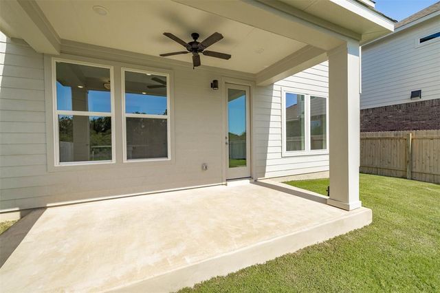 176 Alicante LN, Liberty Hill, TX 78642