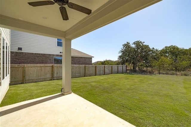 176 Alicante LN, Liberty Hill, TX 78642