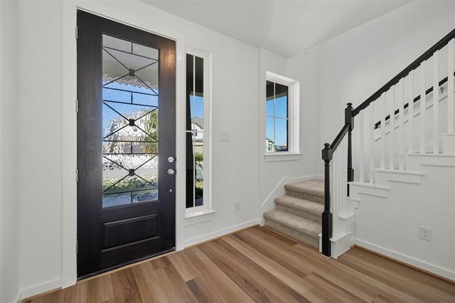 176 Alicante LN, Liberty Hill, TX 78642