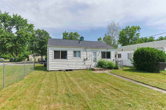 1134 Kinyon Street, South Bend, IN 46616