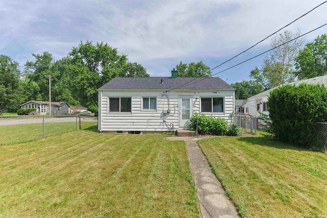 1134 Kinyon Street, South Bend, IN 46616