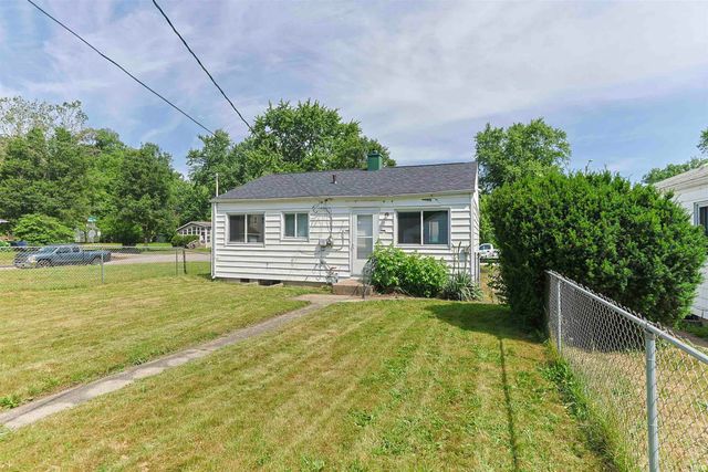 1134 Kinyon Street, South Bend, IN 46616