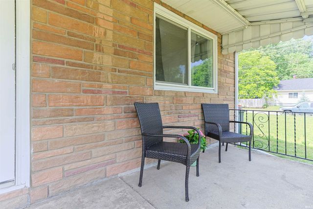1134 Kinyon Street, South Bend, IN 46616