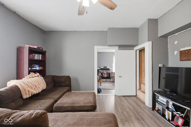 1202 N Canal Street, Alexandria, IN 46001