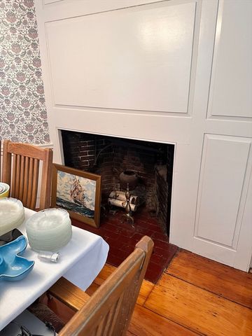 23 Pleasant Street 23, Salem, MA 01970