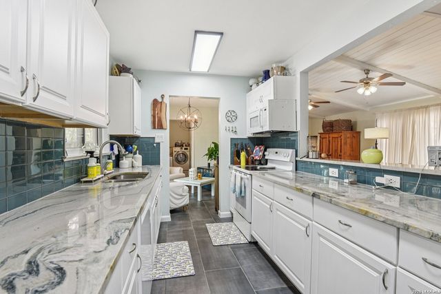 4538 Waikiki, San Antonio, TX 78218