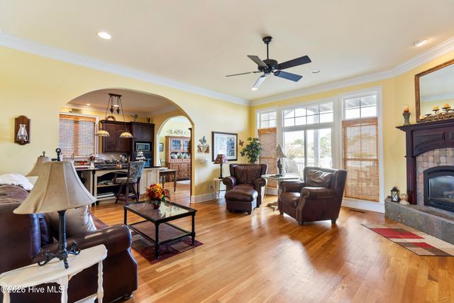 4363 Gauntlet Drive SE, Southport, NC 28461