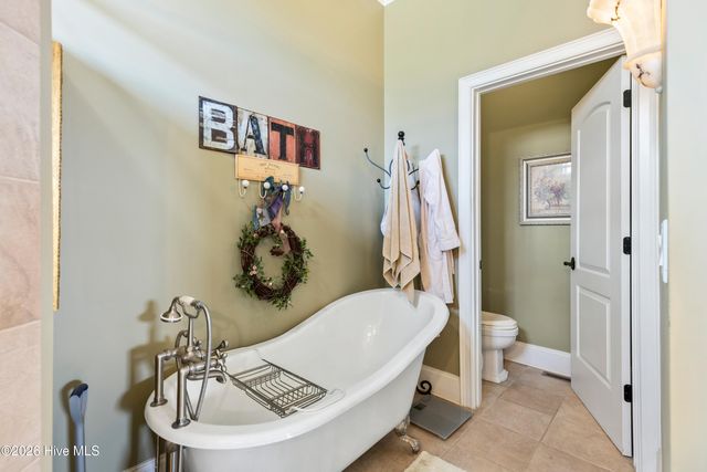 4363 Gauntlet Drive SE, Southport, NC 28461