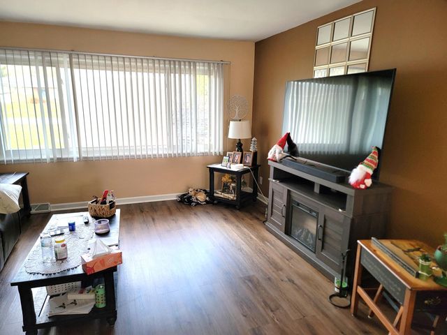 1328 Hilltop Drive, Lowell, IN 46356