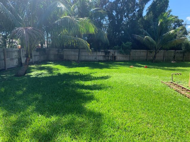 212 NW 6th Avenue, Boynton Beach, FL 33435