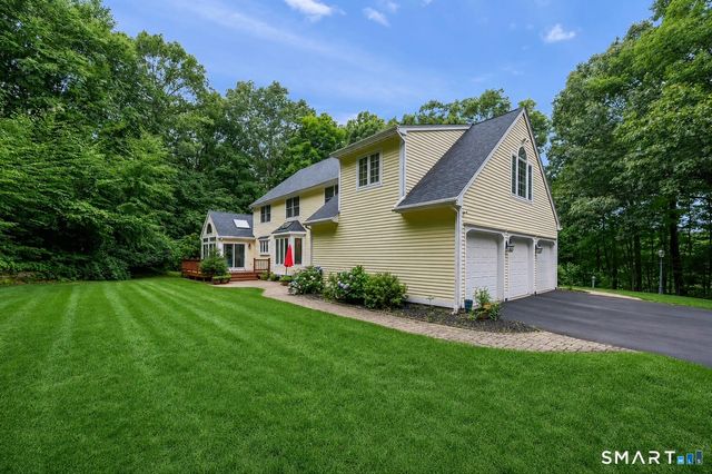 120 Strickland Street, Glastonbury, CT 06033