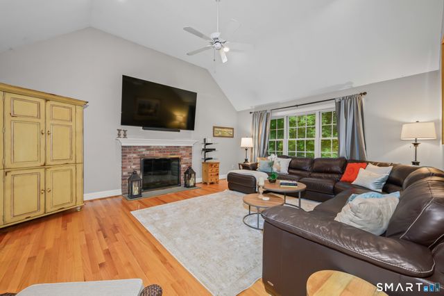 120 Strickland Street, Glastonbury, CT 06033