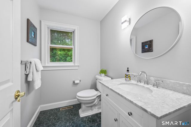 120 Strickland Street, Glastonbury, CT 06033
