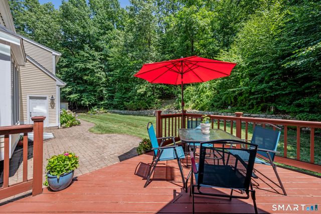120 Strickland Street, Glastonbury, CT 06033