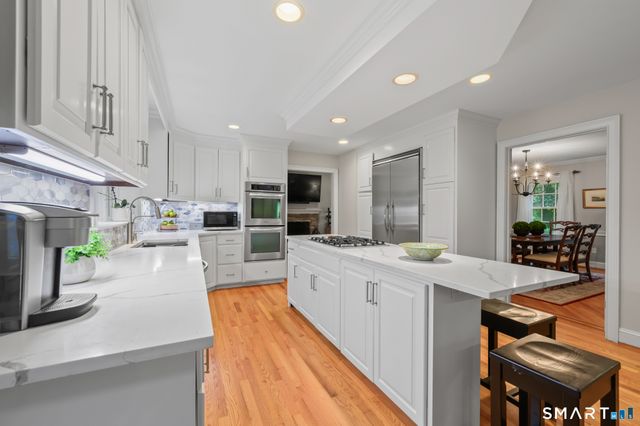 120 Strickland Street, Glastonbury, CT 06033