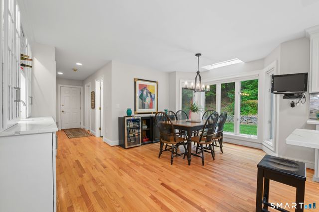 120 Strickland Street, Glastonbury, CT 06033