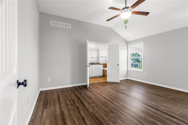 11420 Kimball Avenue, Kansas City, KS 66109