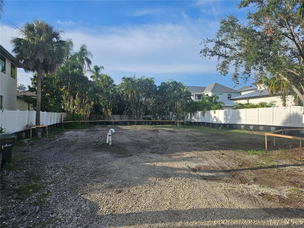 1603 BAY ROAD, Sarasota, FL 34239