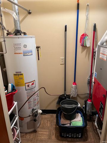 1300 N Villa Drive, Evansville, IN 47711