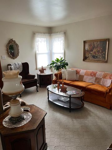 1300 N Villa Drive, Evansville, IN 47711