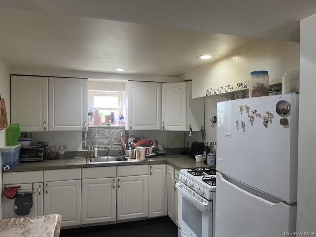 782 Stewart Avenue, Bethpage, NY 11714