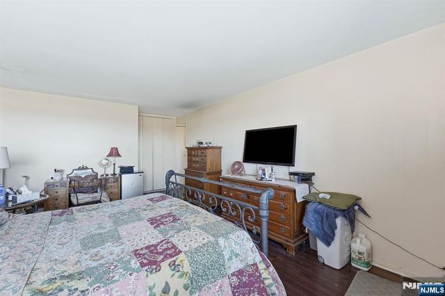 2 Horizon 1010, Fort Lee, NJ 07024