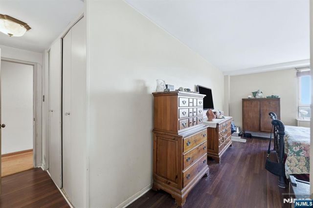 2 Horizon 1010, Fort Lee, NJ 07024