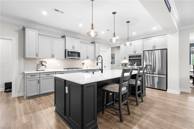 3032 Kingsfield DR, Virginia Beach, VA 23456