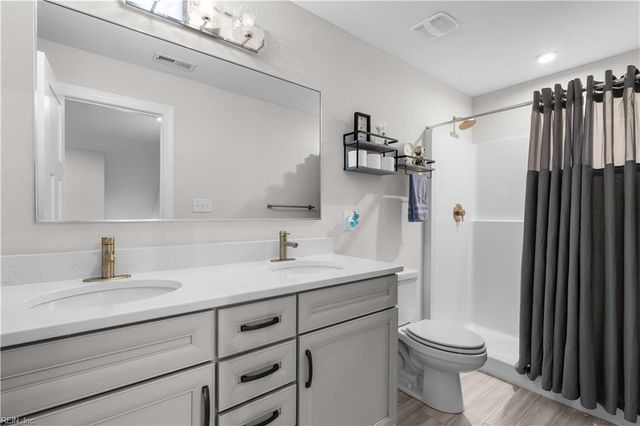 3032 Kingsfield DR, Virginia Beach, VA 23456