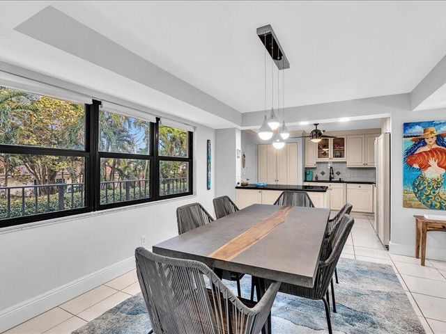 277 N Ocean Boulevard 102, Boca Raton, FL 33432