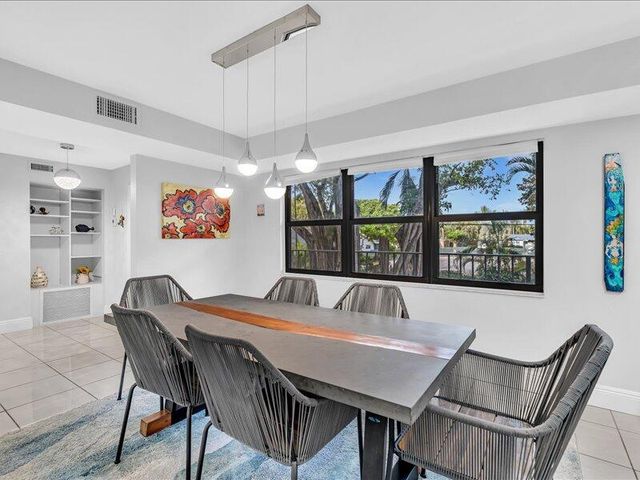 277 N Ocean Boulevard 102, Boca Raton, FL 33432