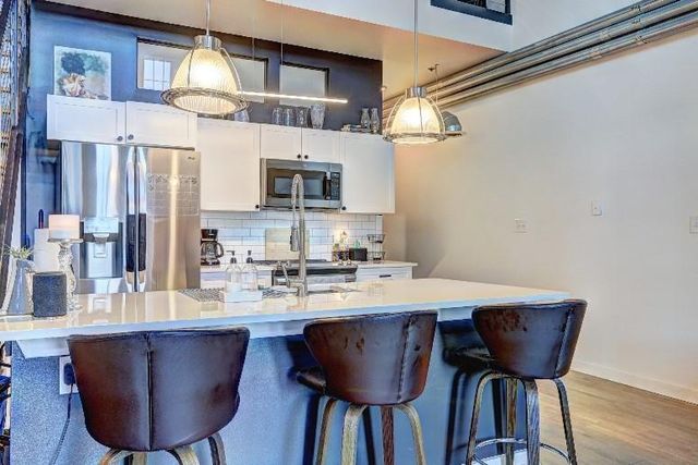 260 18th NW Street 10302, Atlanta, GA 30363