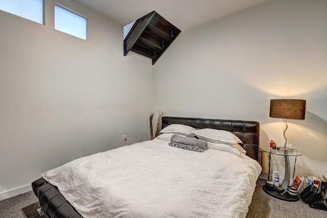 260 18th NW Street 10302, Atlanta, GA 30363