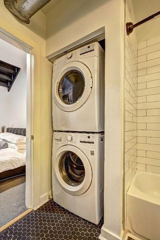 260 18th NW Street 10302, Atlanta, GA 30363