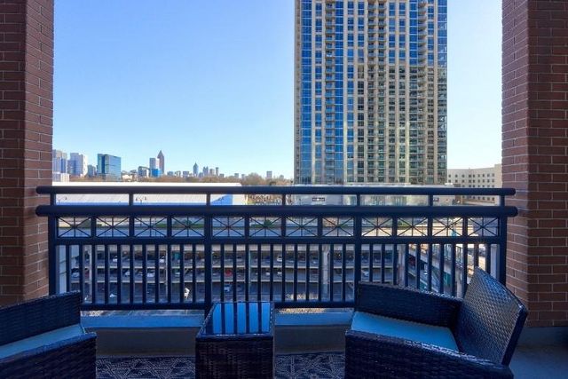 260 18th NW Street 10302, Atlanta, GA 30363