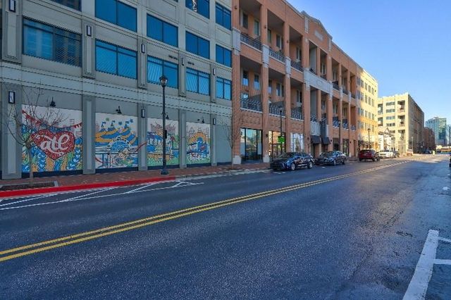 260 18th NW Street 10302, Atlanta, GA 30363